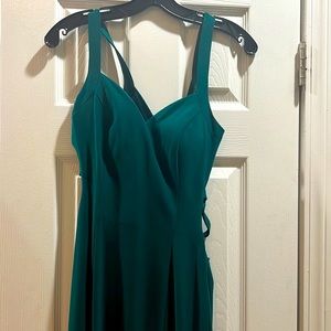 Alyce Paris formal dress. Green. Size 6. Never worn. New, tags have been removed
